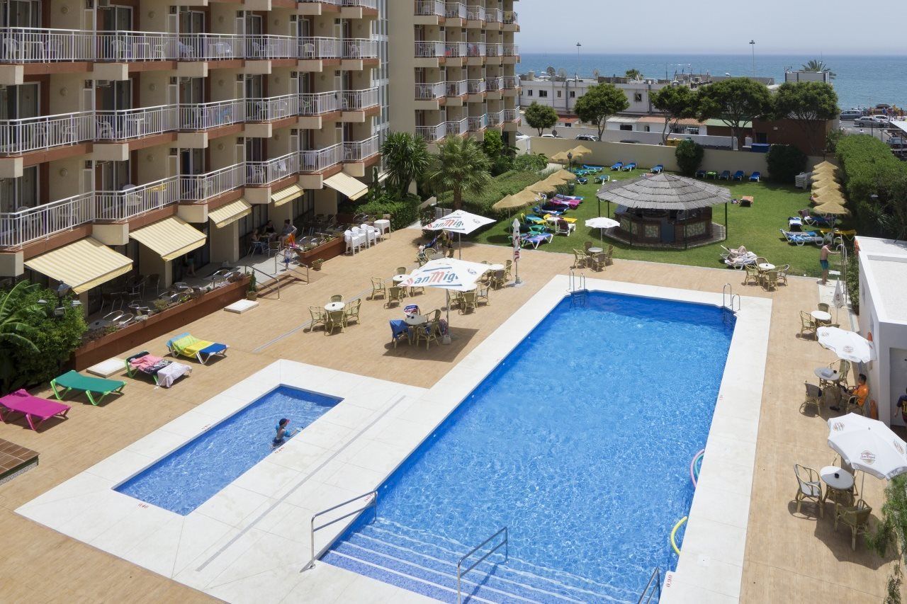 Medplaya Hotel Alba Beach Бенальмадена Экстерьер фото