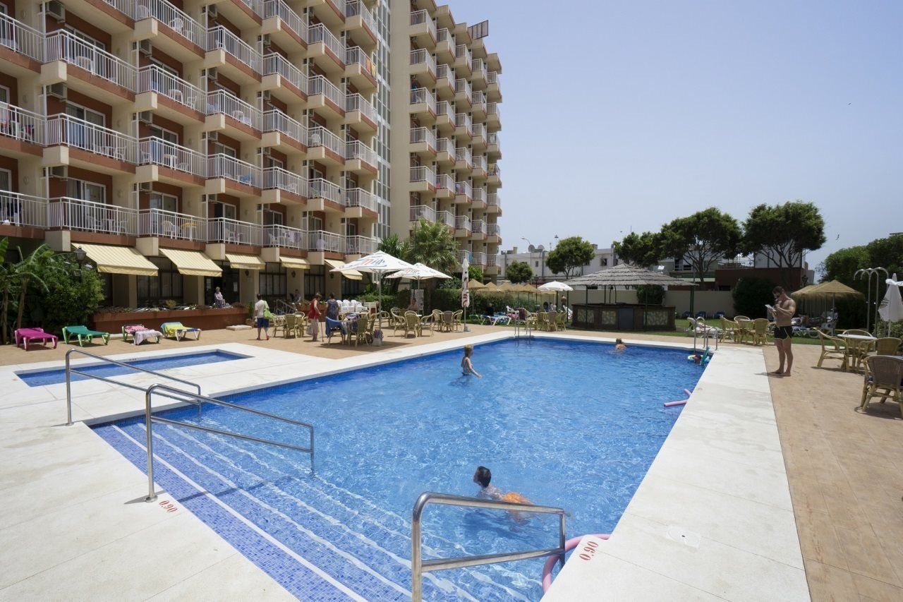 Medplaya Hotel Alba Beach Бенальмадена Экстерьер фото